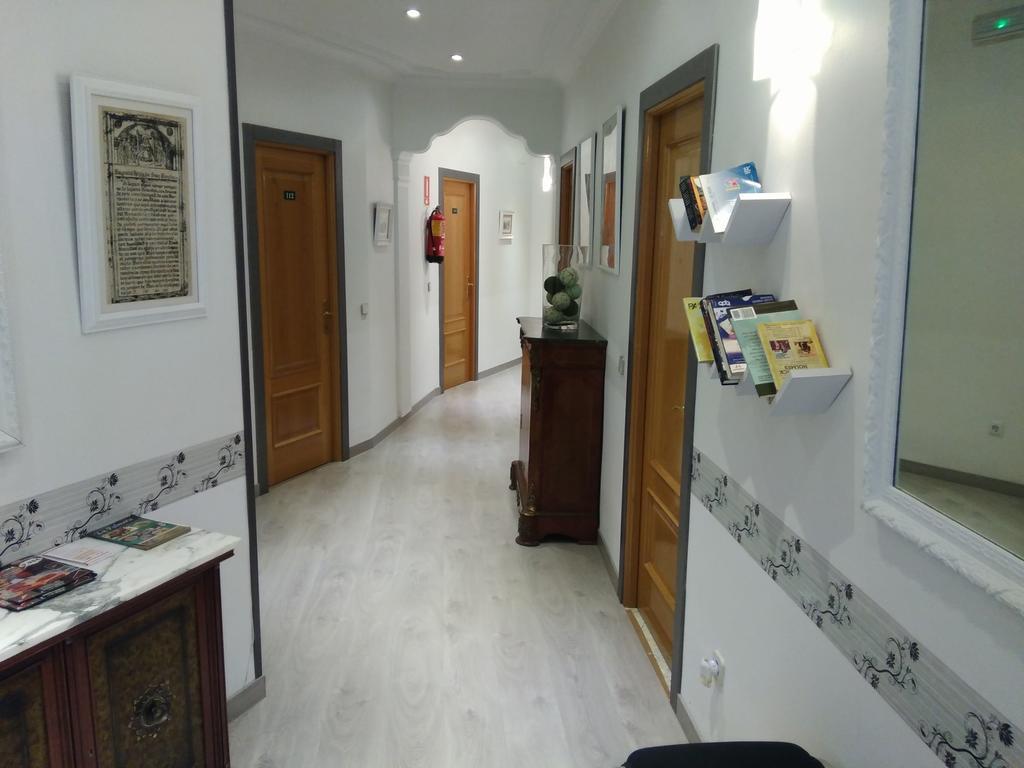 Hostal Dona Isabel Majadahonda Exterior photo